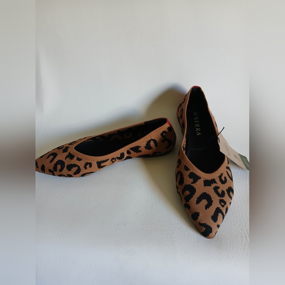 Serra Animal Print Flats - Brown & Black Red Sz8M Pointed Toe Thick Woven Fabric